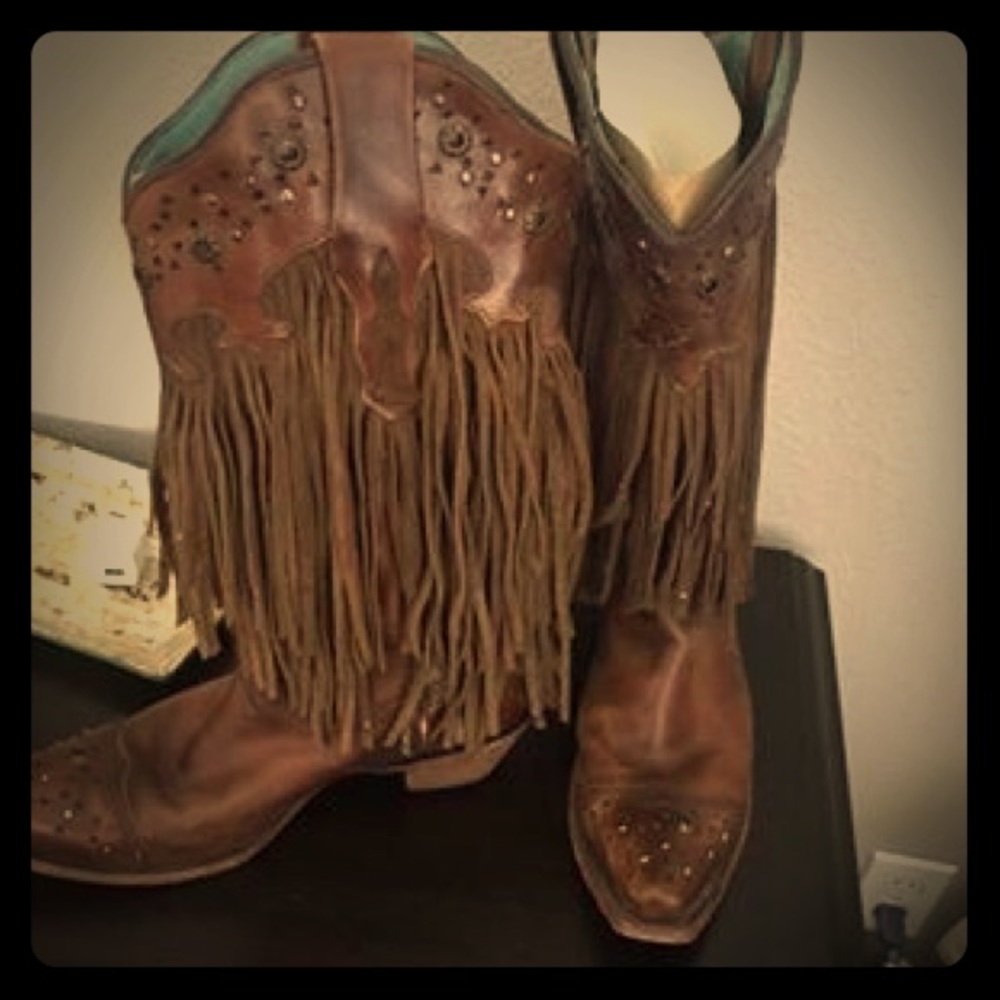 Corral Vintage Snip Toe Fringe Boots